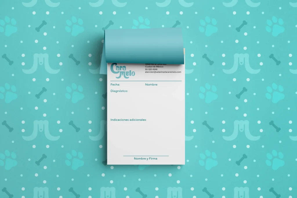 Recetario Vertical Abierto Mockup